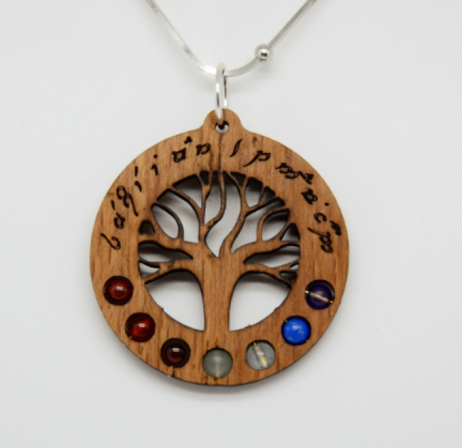 Pendentif "arbre de vie 7 chakras"